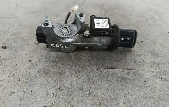 Nissan Note (E11) Ignition lock 