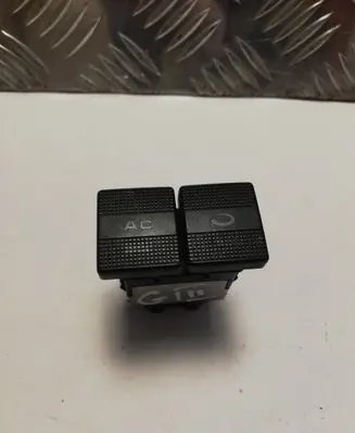 Volkswagen Golf III Air conditioning (A/C) switch 5411PP