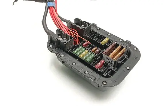 Mercedes-Benz C W205 Fuse module A2225403150