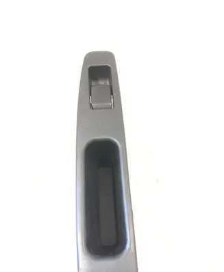 Nissan Qashqai Electric window control switch