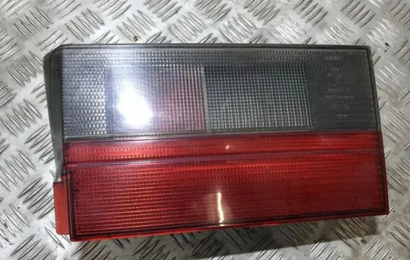 Seat Toledo I (1L) Tailgate rear/tail lights 1l0945093m