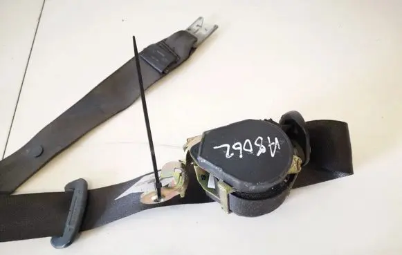 Renault Scenic II - Grand scenic II Front seatbelt b506014