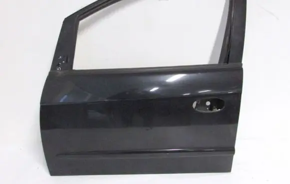 Chevrolet Rezzo Front door