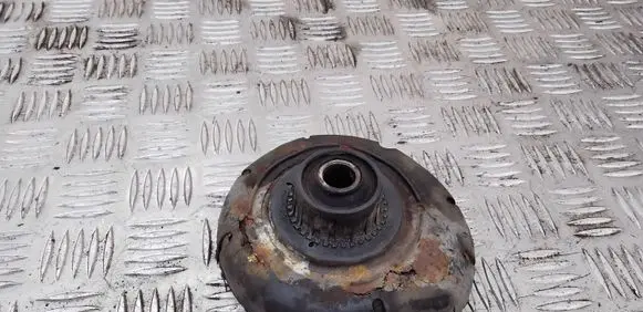 Volvo XC90 Coil spring mount 30683637