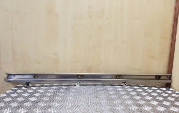 Volkswagen Transporter - Caravelle T5 Sliding door bottom rail 7H3843872