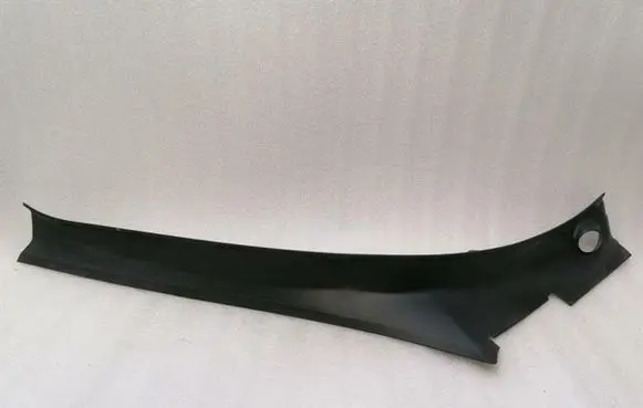Tesla Model X Tailgate trim 104732000D