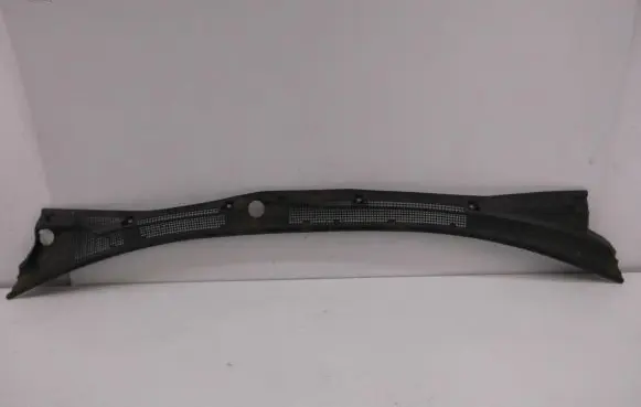 Mitsubishi Galant Wiper trim