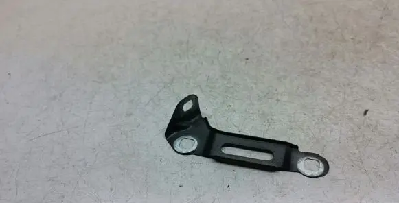 BMW 2 F46 Fender mounting bracket 1970410
