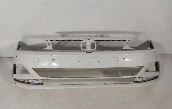 Volkswagen Polo VI Front bumper 2G0807221 52397103 M2803
