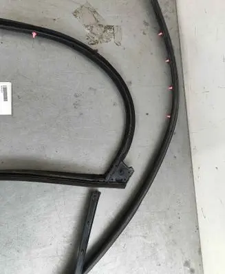 MG MG5 II Rubber seal rear door 10321421