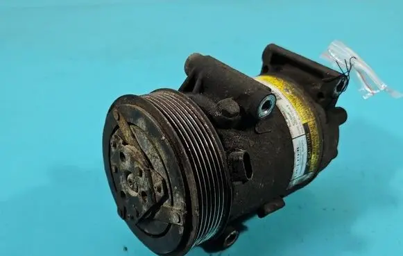 Renault Scenic II - Grand scenic II Air conditioning (A/C) compressor (pump) 8200309193 IMPRK1527021