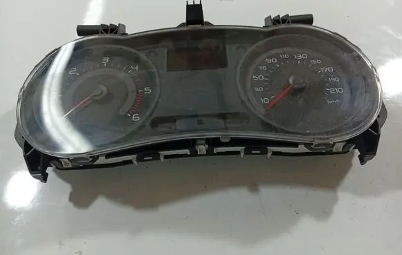 Renault Clio III Speedometer (instrument cluster) LTDA013047