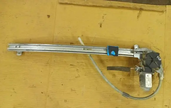 Renault Espace - Grand espace IV Rear door window regulator with motor 8200017909