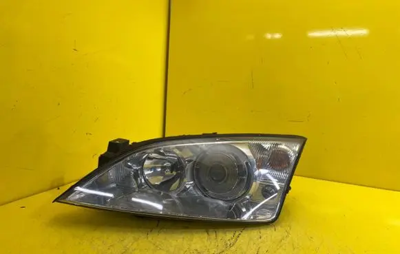Ford Mondeo Mk III Headlight/headlamp 1s71-13006-cm