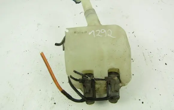 Honda Jazz Windshield washer fluid reservoir/tank 