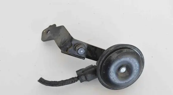 Hyundai ix35 Horn signal 966302S000