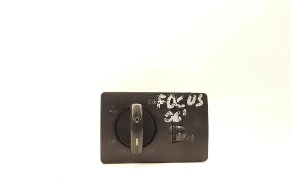 Ford Focus Light switch PA6GF30