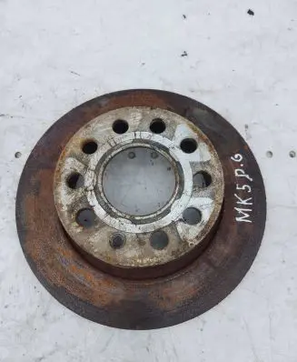 Volkswagen Golf V Rear brake disc