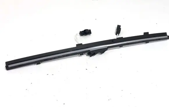 Volkswagen Golf VIII Other exterior part 5H1947096B