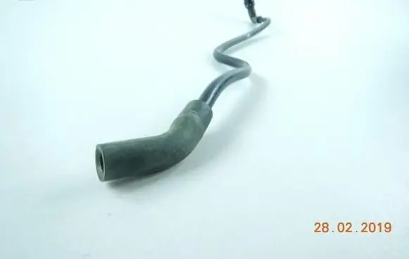 Jaguar S-Type Fuel line pipe xr83322
