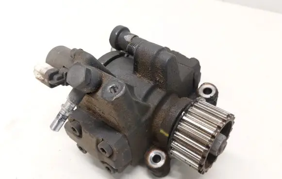 Renault Kadjar Fuel injection high pressure pump
