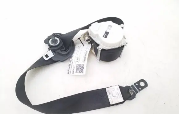 BMW X3 E83 Front seatbelt 34003071B