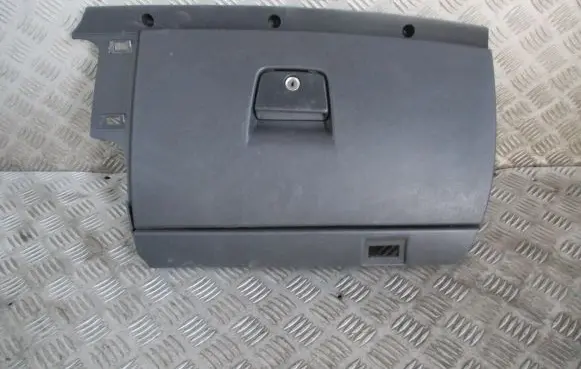 Volvo S40 Glove box 8626141