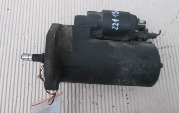 Volkswagen Polo III 6N 6N2 6NF Starter motor 036911023S