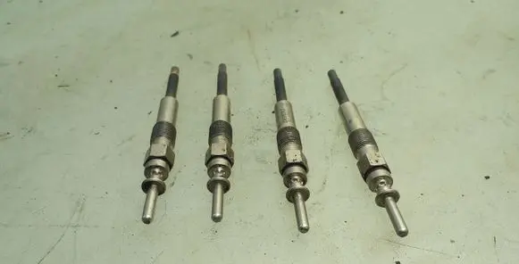 Land Rover Freelander Glow plug DG145