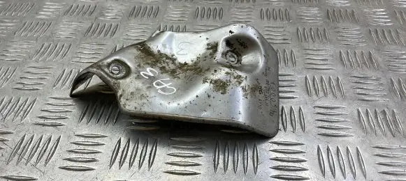 Porsche Cayenne (92A) Other engine bay part 06E253009H