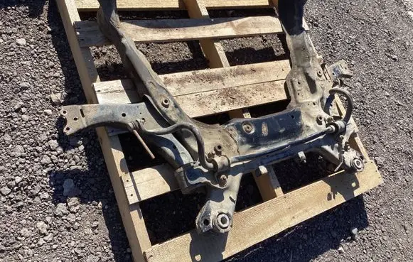 Volvo V70 Front subframe G9N5000 T033A