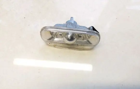 Audi A4 S4 B6 8E 8H Front fender indicator light 8e0949127