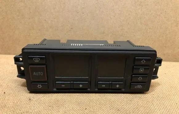 Audi A4 S4 B5 8D Climate control unit 8L0820043D