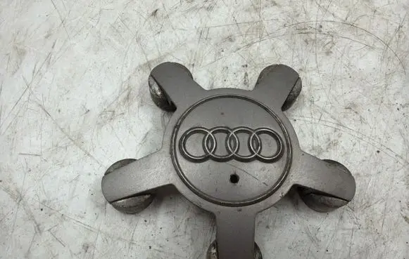 Audi A4 S4 B8 8K Original wheel cap 4F0601165