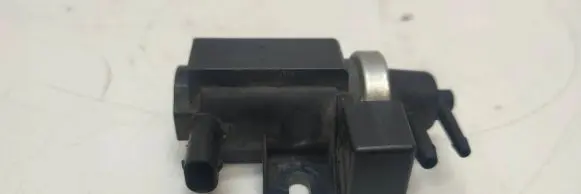 Mercedes-Benz A W169 Turbo solenoid valve A0051535528 70078200