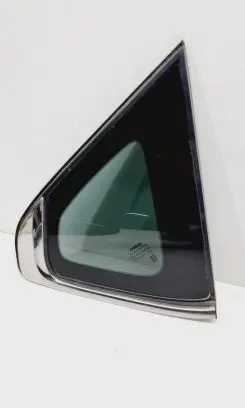 Nissan Pulsar Rear side window 833003ZL1A