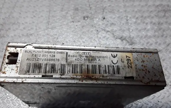 Audi A8 S8 D2 4D GPS navigation control unit/module 4D0919895A