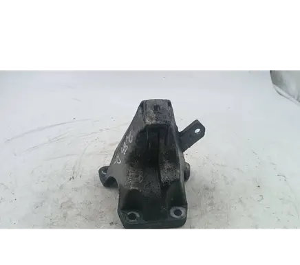 Audi A4 S4 B6 8E 8H Engine mounting bracket 8e0199308j