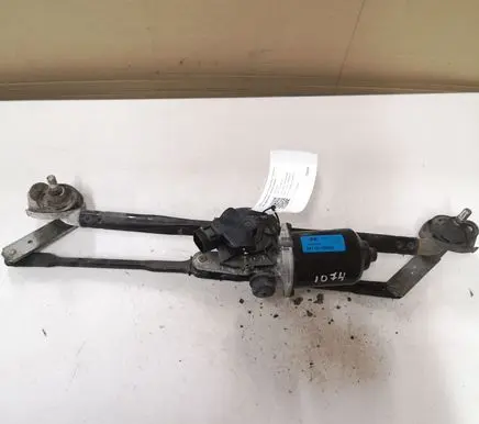 Hyundai Santa Fe Front wiper linkage and motor 981102B900