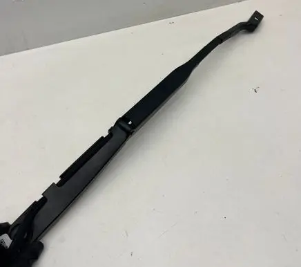 Volvo XC60 Front wiper blade arm W000071208