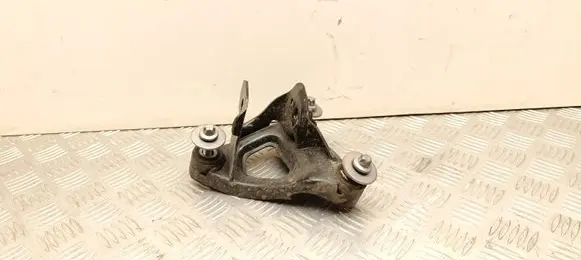 Tesla Model Y Engine mounting bracket 111023200C