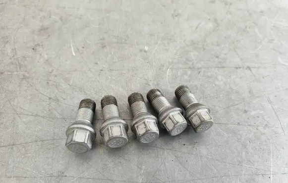 Maserati Quattroporte Wheel spacers 3065670