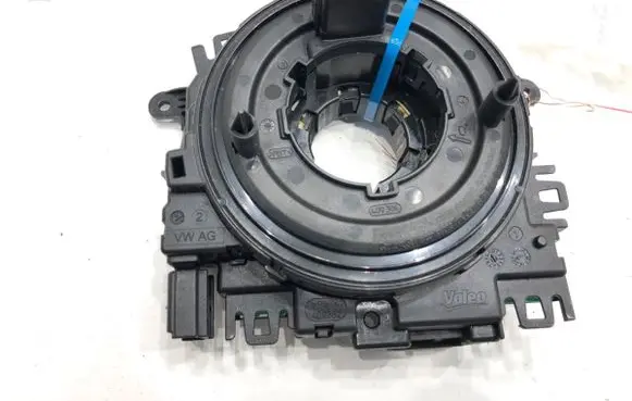 Volkswagen PASSAT B8 Airbag squib ring wiring 5Q0953569A