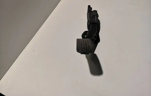 Tesla Model S Accelerator throttle pedal