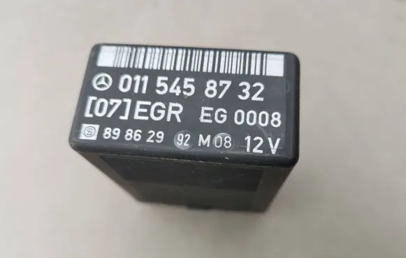 Mercedes-Benz E W124 Other relay 0115458732 EG0008 898629