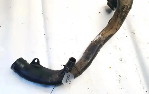 Air intake hose/pipe
