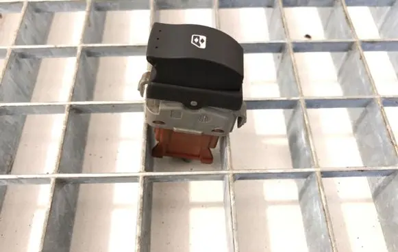 Electric window control switch