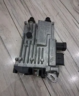 Peugeot 308 Start/Stop control module 9819598180