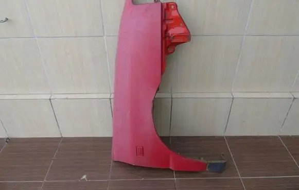 Seat Toledo I (1L) Fender