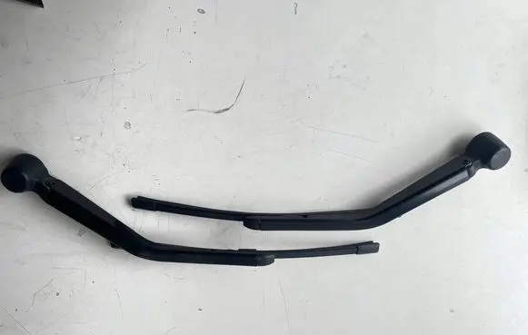 Mini One - Cooper Coupe R56 Rear wiper blade arm 